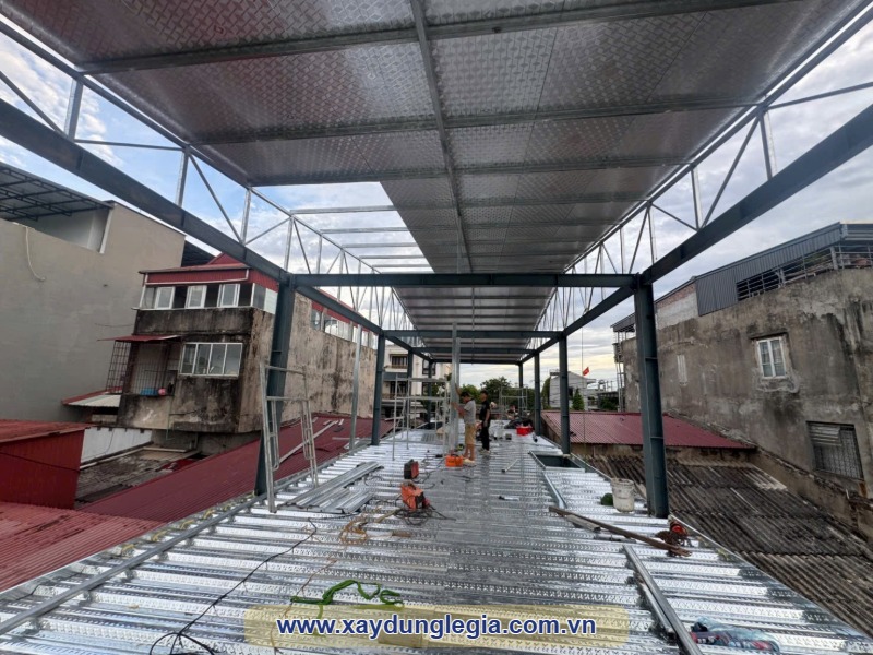nhà khung thép bố hạ